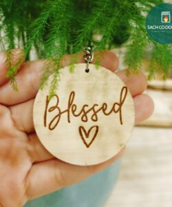 Móc khóa gỗ - khắc laser theo yêu cầu