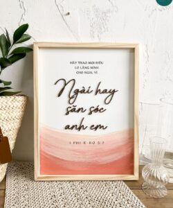 Tranh gỗ I Phi-e-rơ 5:7